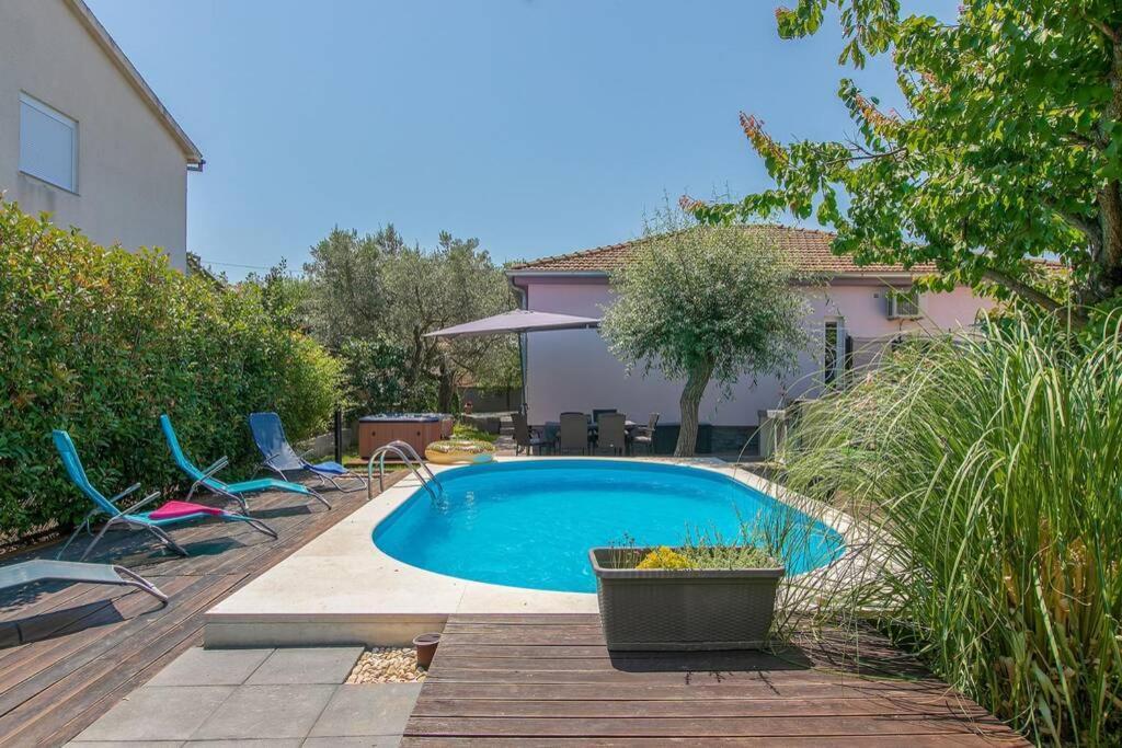 House Pelini Hébergement de vacances